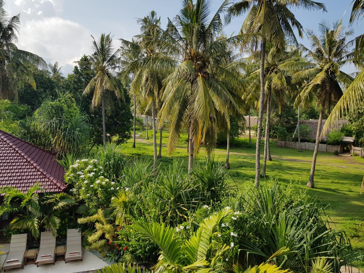 Senang Villa Gili Air Buitenkant foto